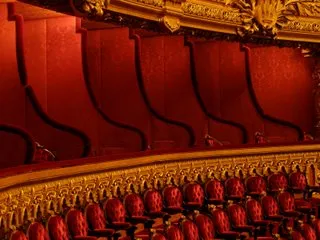 Opera loge